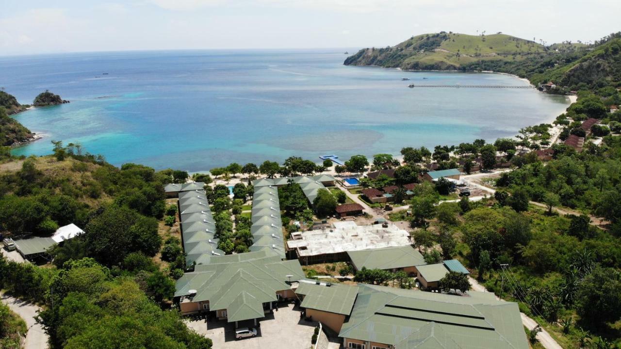 Sylvia Beach Villa Labuan Bajo Exterior photo